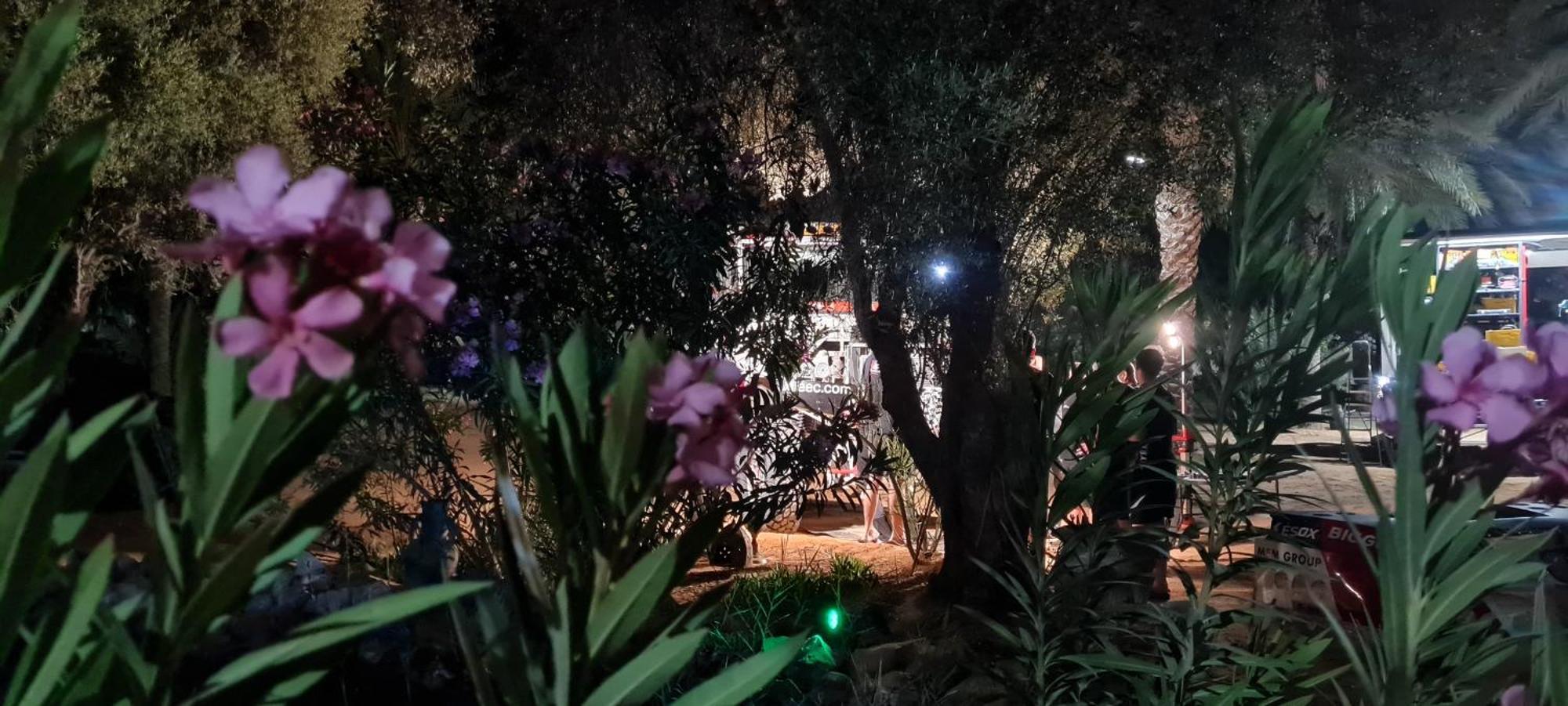 Hotel Pansy Qasr Ghilan Kültér fotó